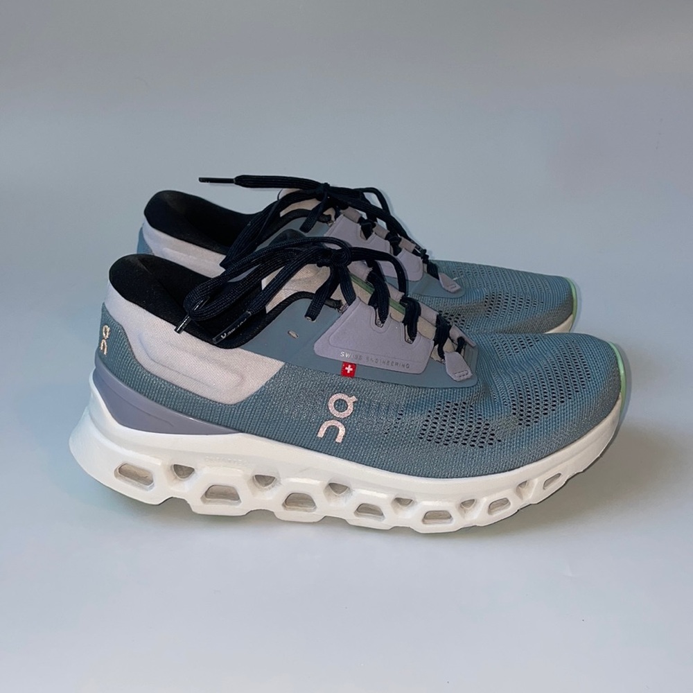 On Running Women's Shoes - Blue and White